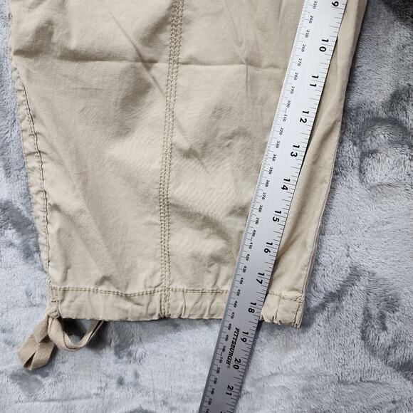 Vintage St Johns Bay Pants Women 16 Tan Khaki Cargo Capri Drawstring Hem Stretch - Picture 9 of 11
